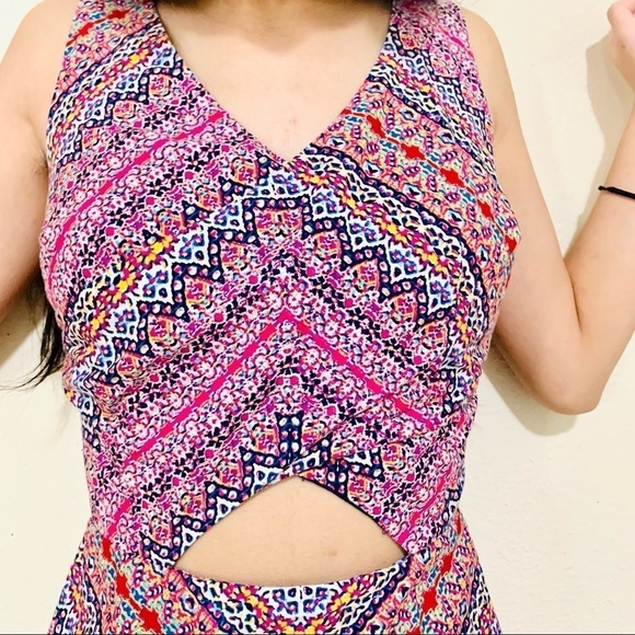 JESSICA SIMPSON retro cut out mini dress size S - Picture 4 of 8